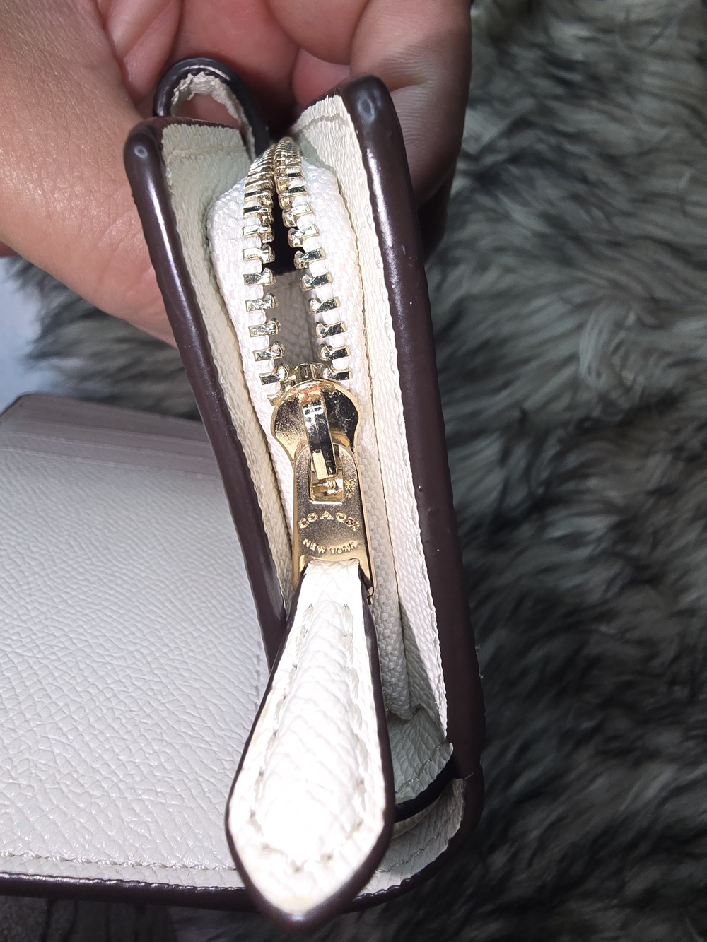 Coach Small Pebbled Leather Snap Wallet in Chalk - Picture 7 of 12
